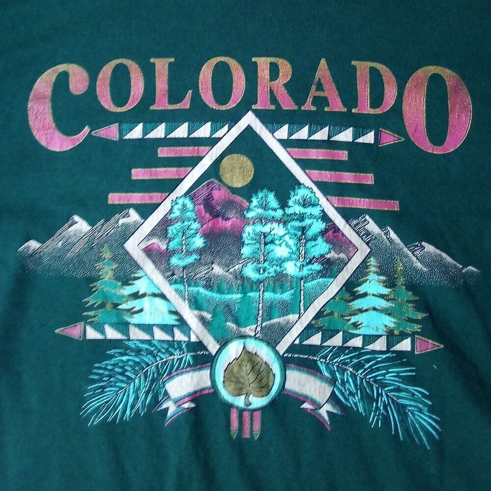Vintage 90s Colorado Crest Emblem Graphic T-Shirt